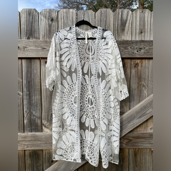 White Lace beach cover up - Picture 1 of 6